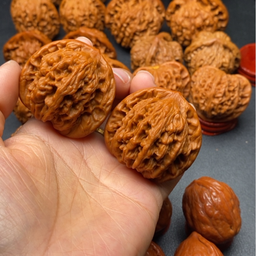 【闪购商品】文玩核桃把件丐*追虎头