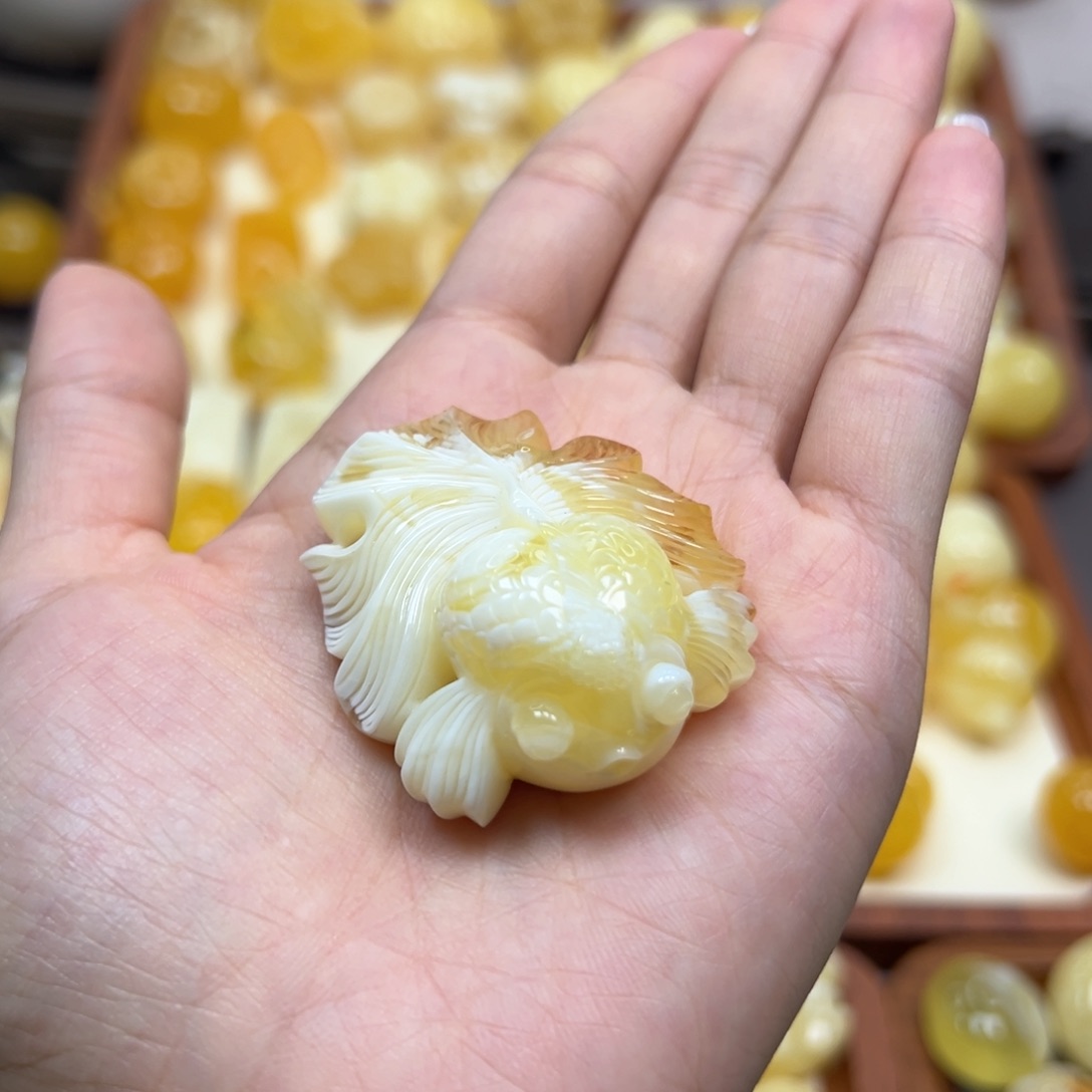 未镶嵌蜜蜡裸石帆蜜蜡