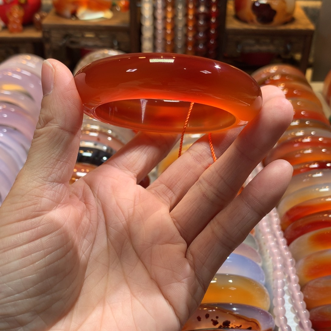 玛瑙/玉髓手镯未镶嵌乌****臺