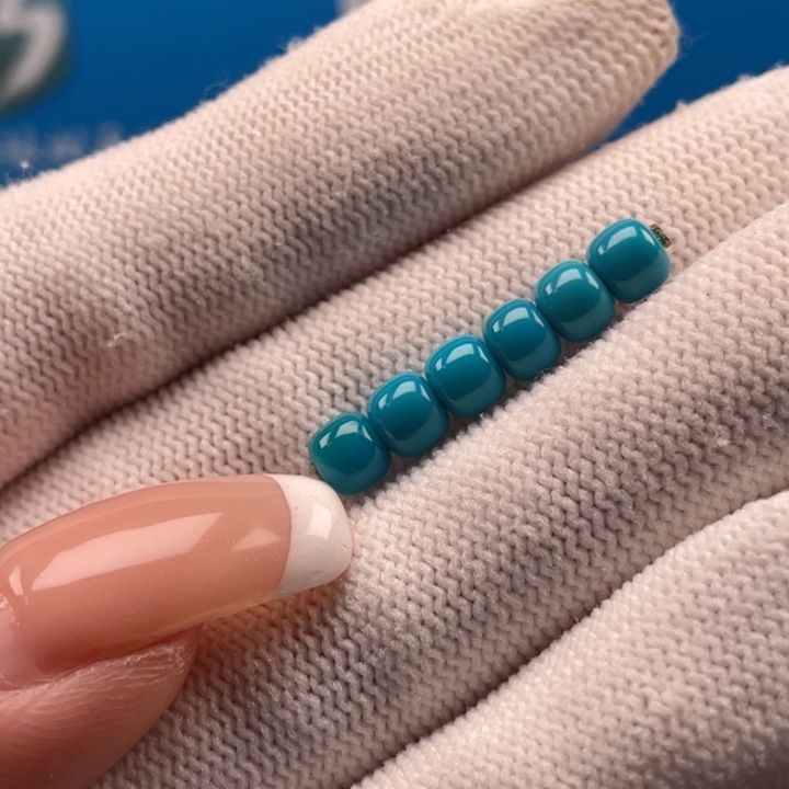 绿松石未镶嵌珠宝奇石5.4