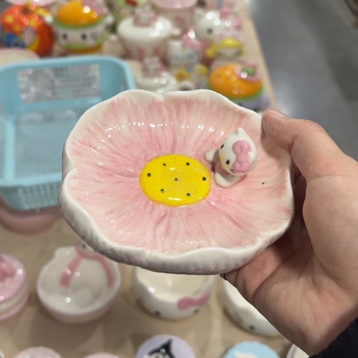 囍***.紫砂在外面吃了饭在回你电话