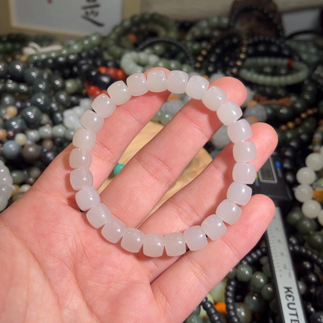 和田玉手链未镶嵌