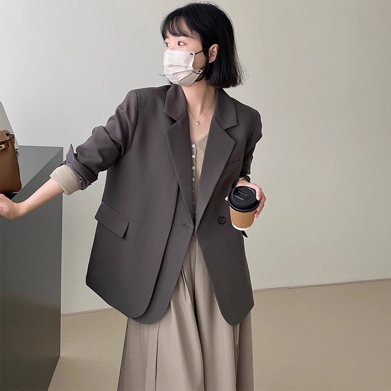 灰色休闲小西装外套女2025早秋设计感小个子韩系黑西服气质高级感