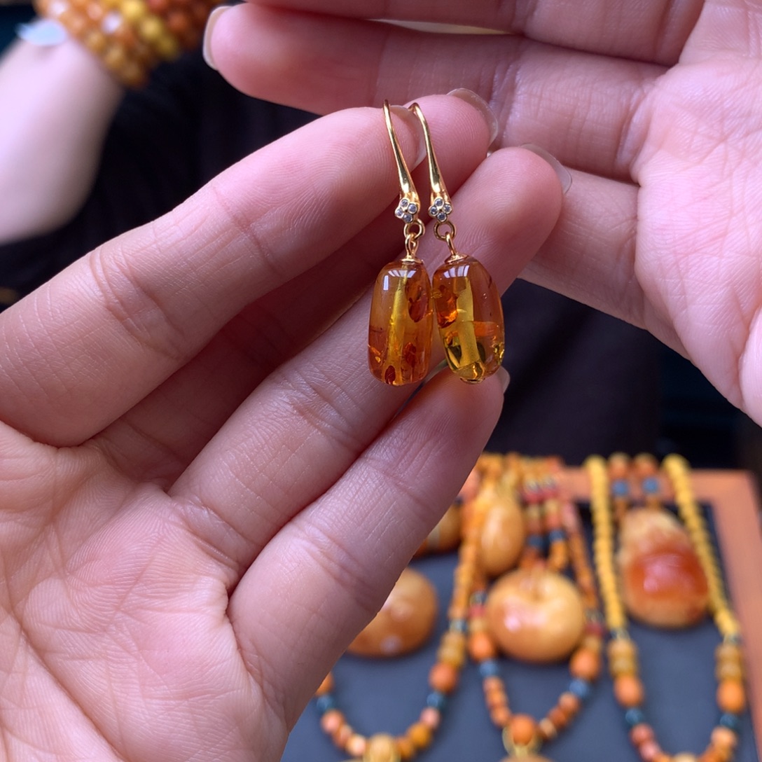 琥珀银S925镶嵌耳饰多样性发