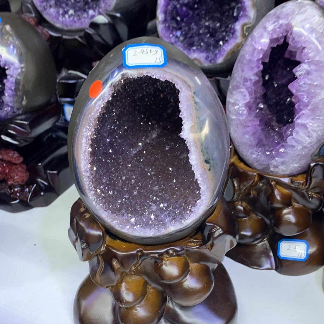 水晶摆件未镶嵌莹