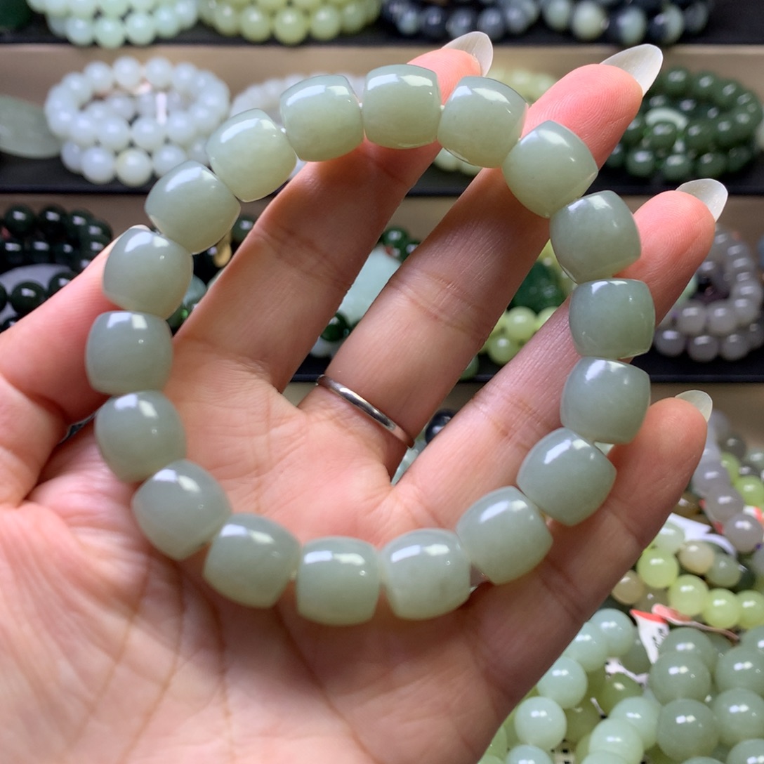 和田玉未镶嵌手链