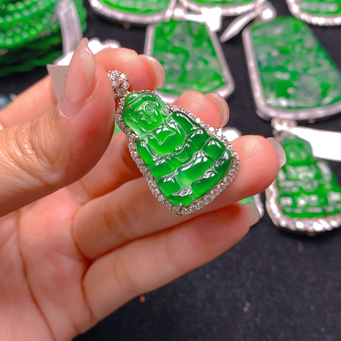 翡翠颈饰银S925镶嵌888888888888