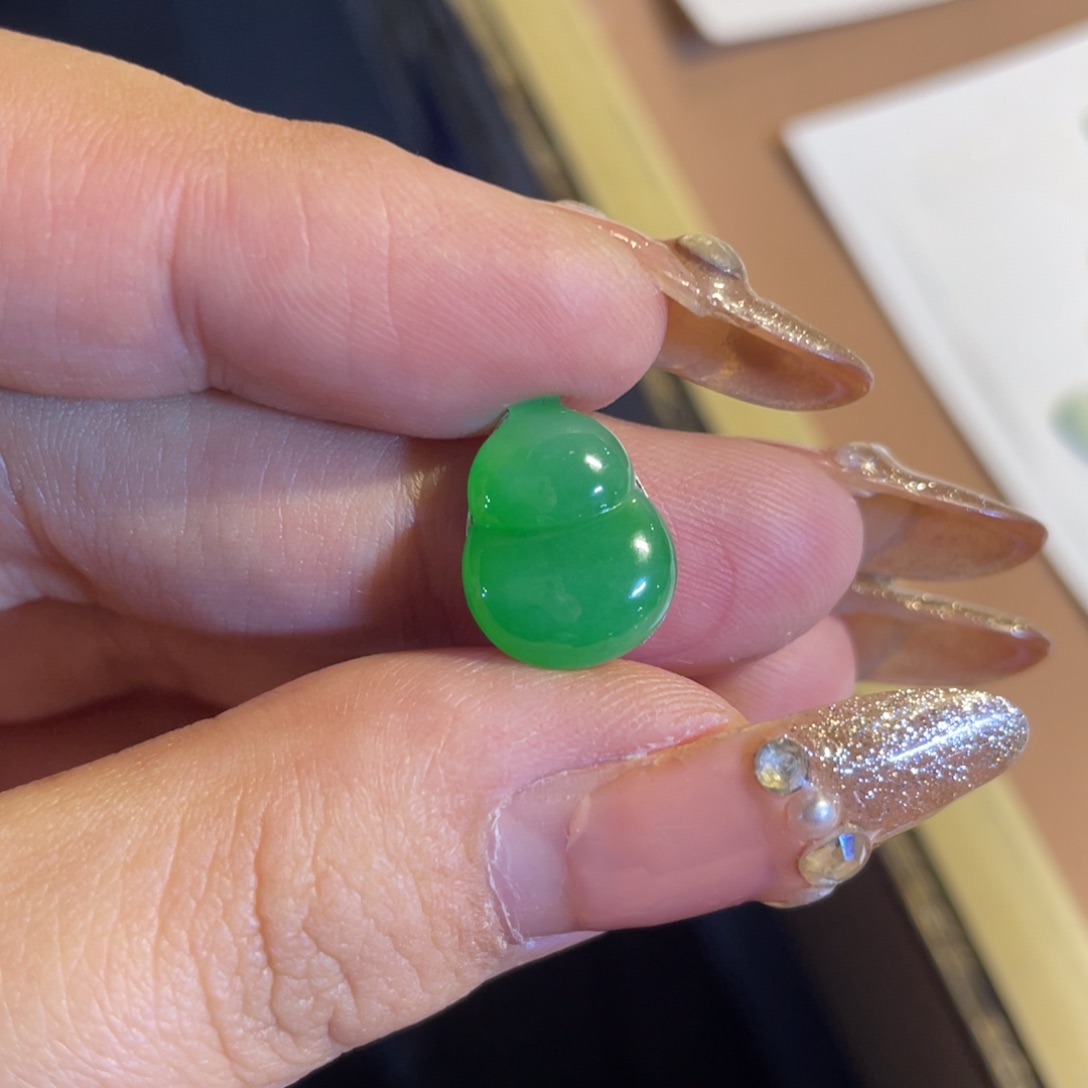 定制翡翠未镶嵌葫芦