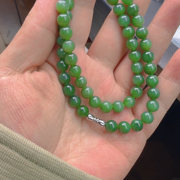 和田玉（碧玉）颈饰未镶嵌