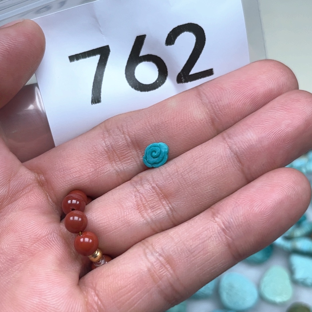 南红玛瑙未镶嵌珠宝奇石