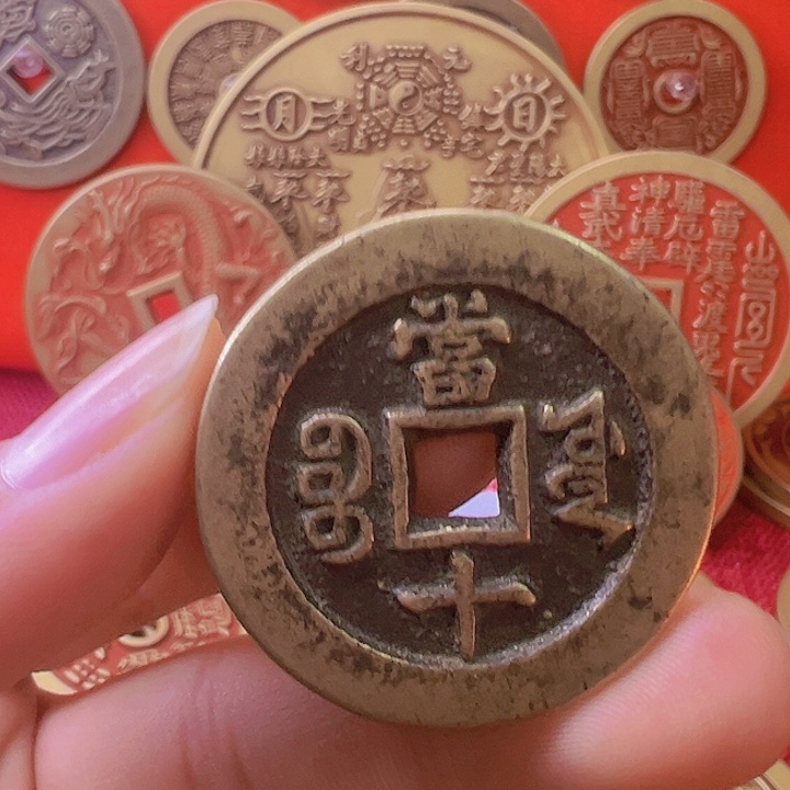 精品高货花钱护您万周全（现代工艺品
