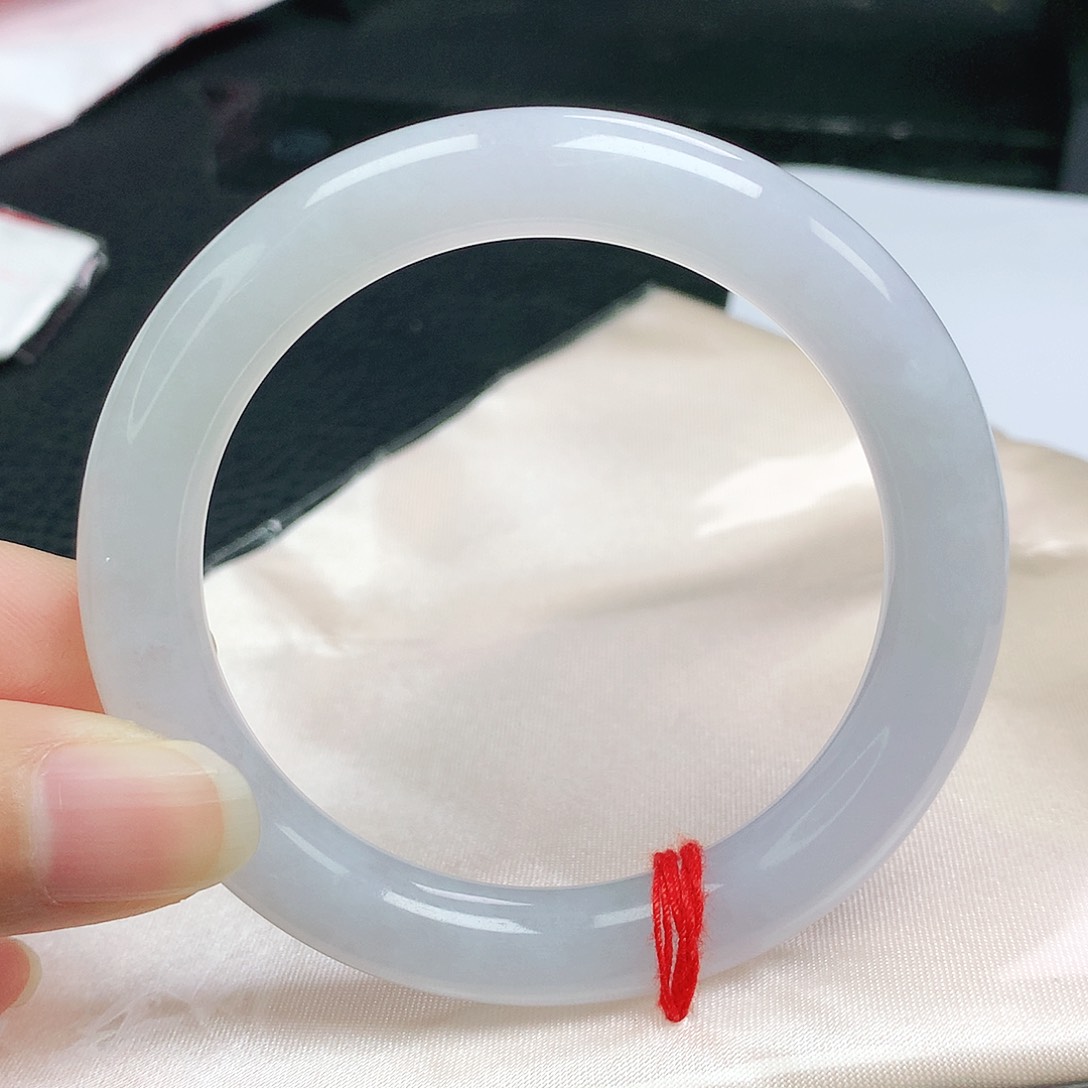 翡翠手镯（圆镯）未镶嵌