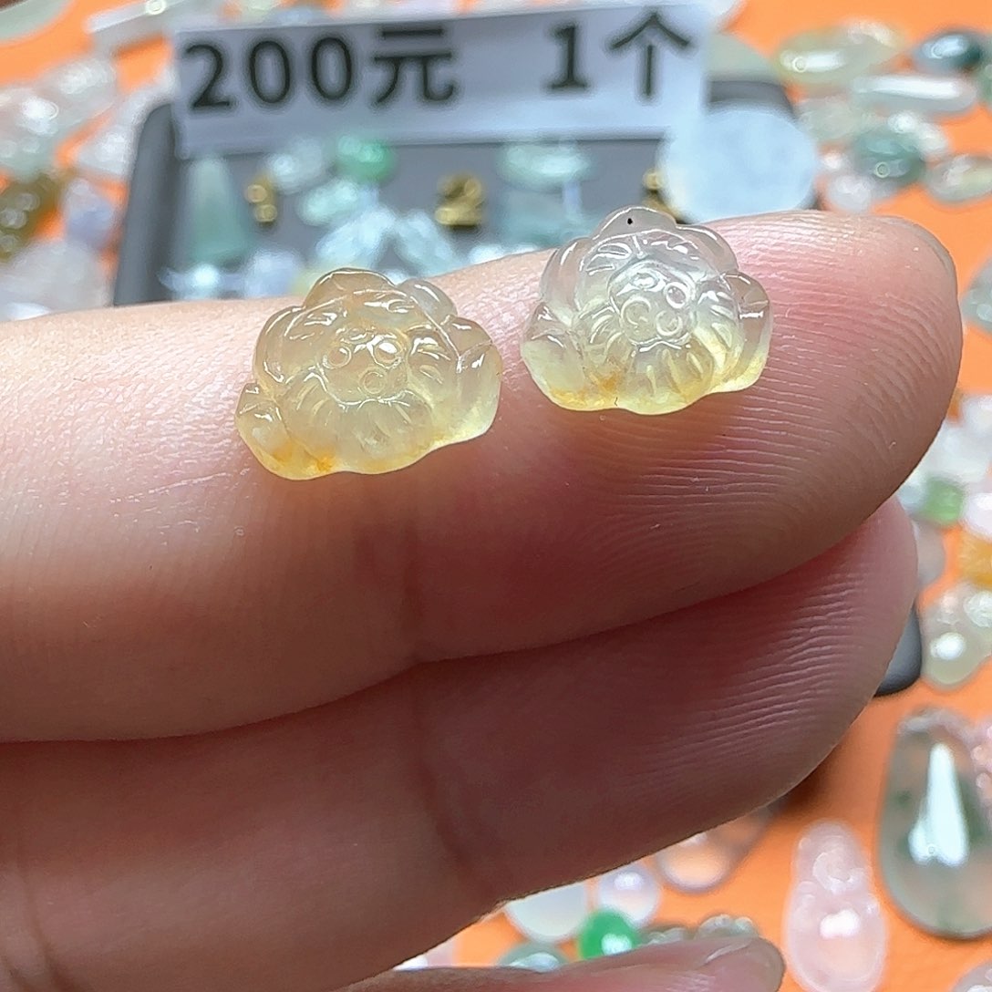 定制翡翠未镶嵌翡翠