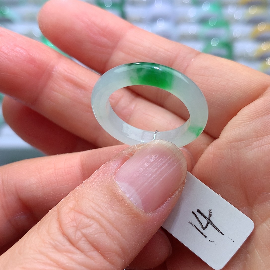 翡翠戒指未镶嵌14号