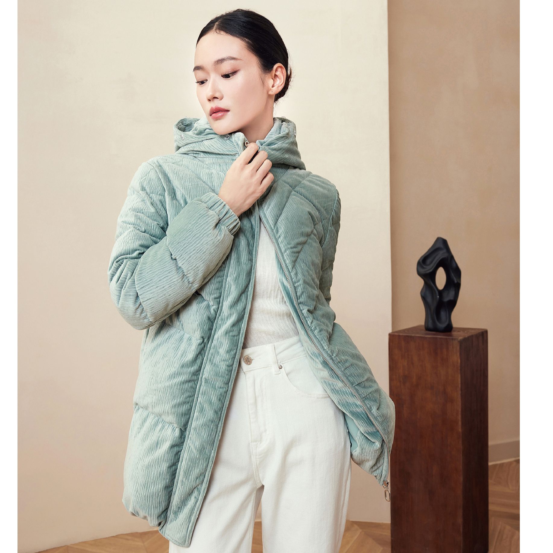 【尚雅严选】冬季加绒加厚款防寒连帽失序羽绒服混搭风YE7243374818