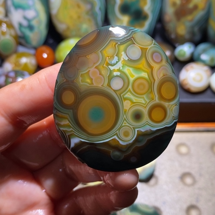 玛瑙/玉髓未镶嵌珠宝半成品