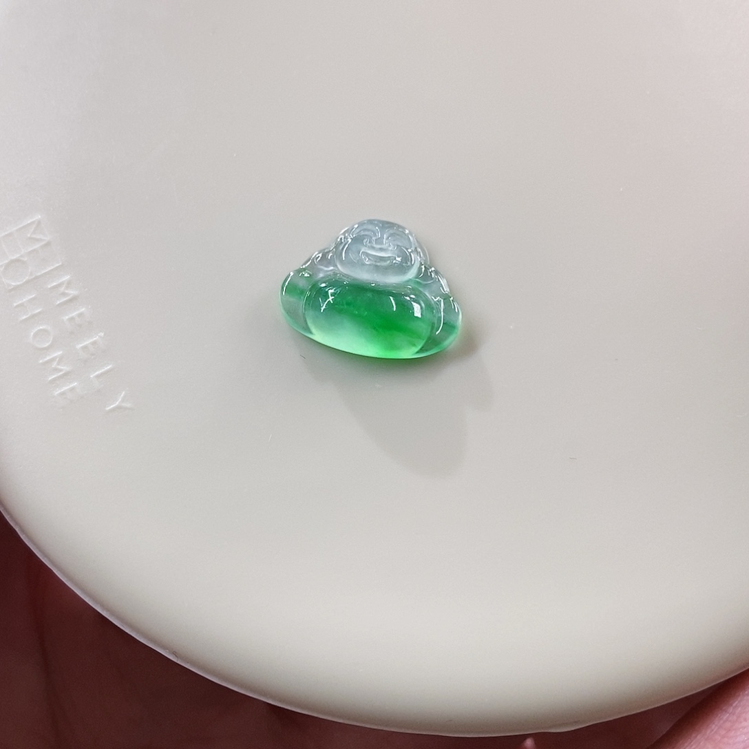 颈饰未镶嵌翡翠佛公