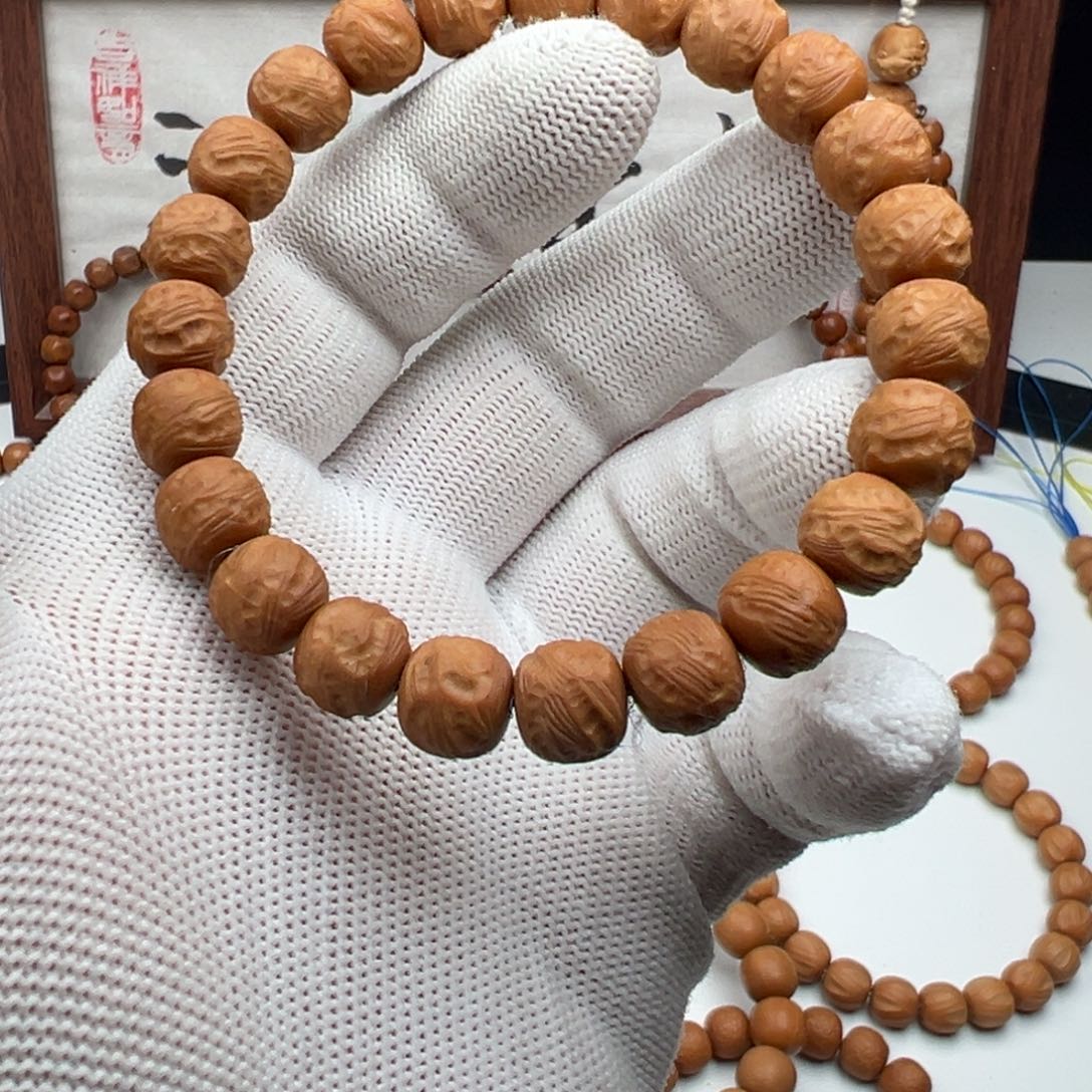 文玩核桃吊坠纯手工关山