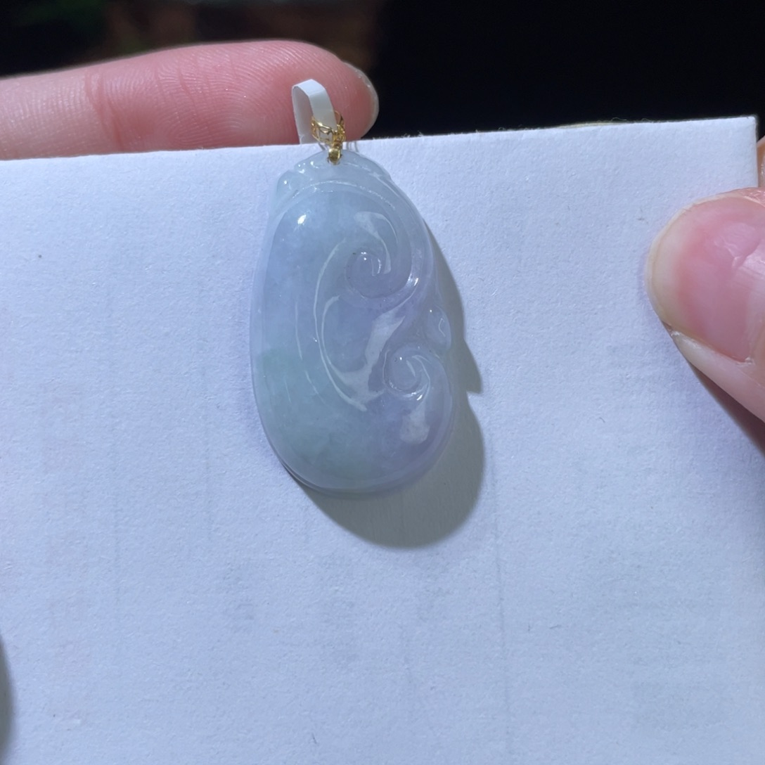 翡翠颈饰18K金镶嵌翡翠