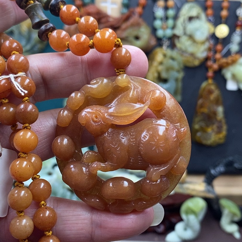 【闪购商品】蛇纹石玉未镶嵌吊坠