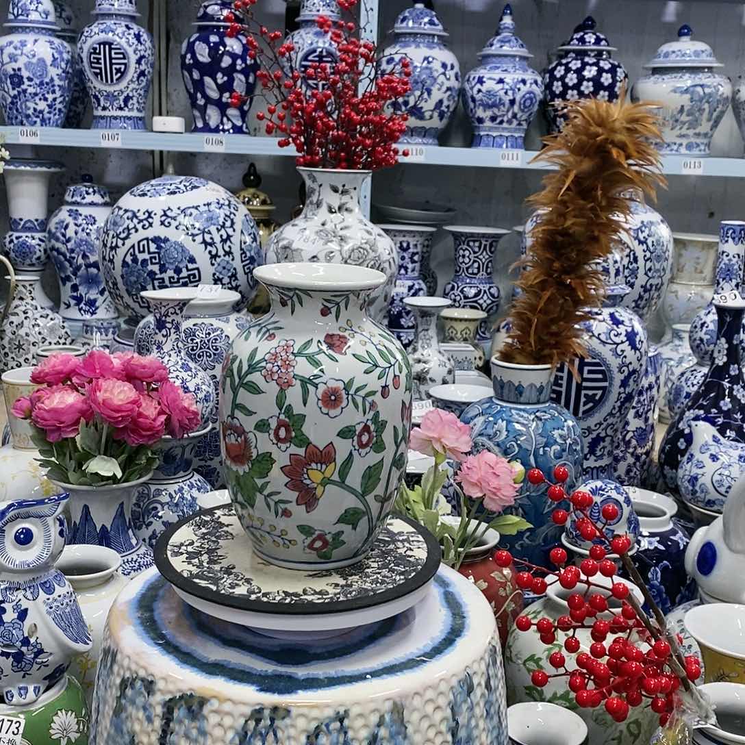 【闪购商品】摆件彩釉花瓶瓷器…………………………