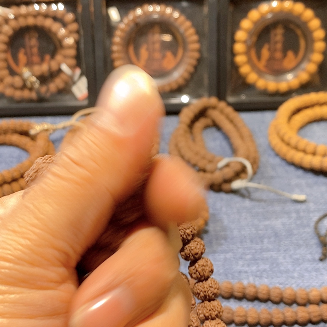 初***。金刚菩提吊坠平细 108