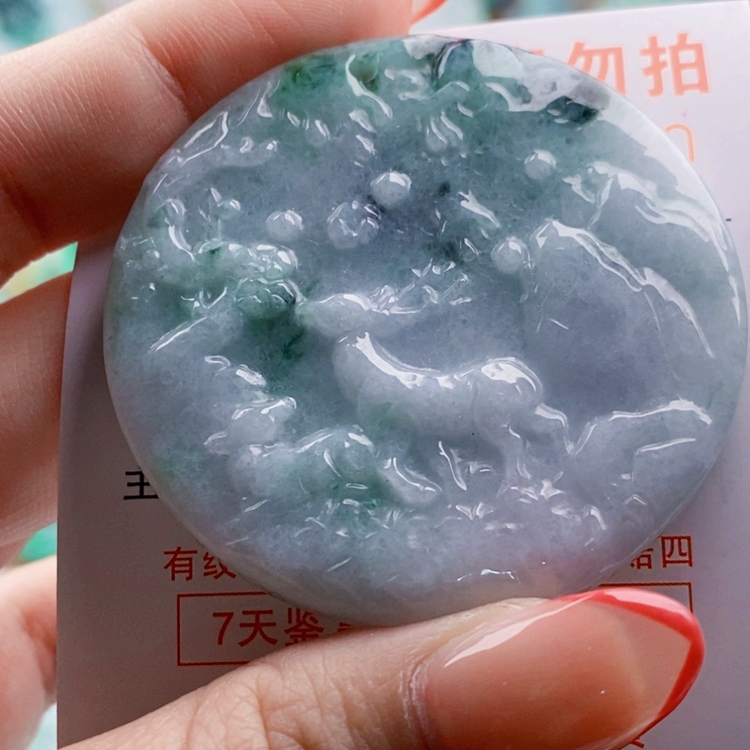 吊坠(不含链)未镶嵌翡翠