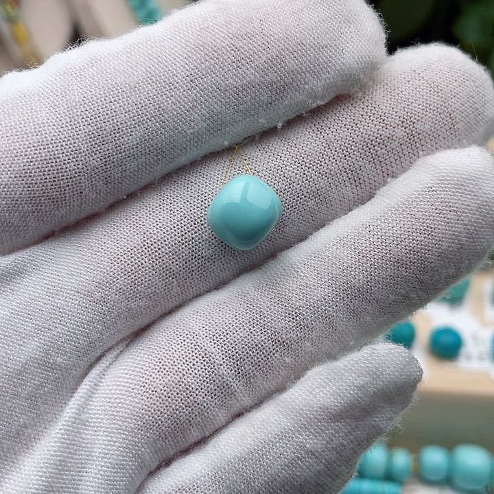 绿松石配饰未镶嵌章*哥