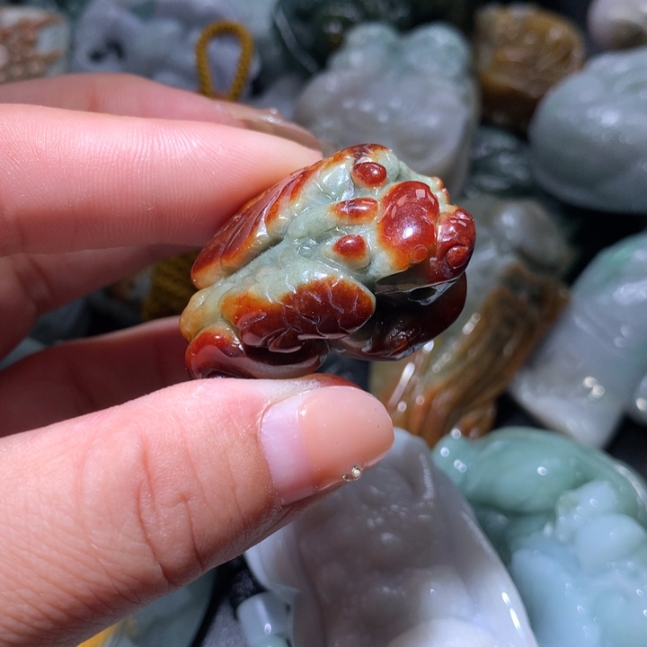 没***头翡翠未镶嵌颈饰保真天然A货翡翠