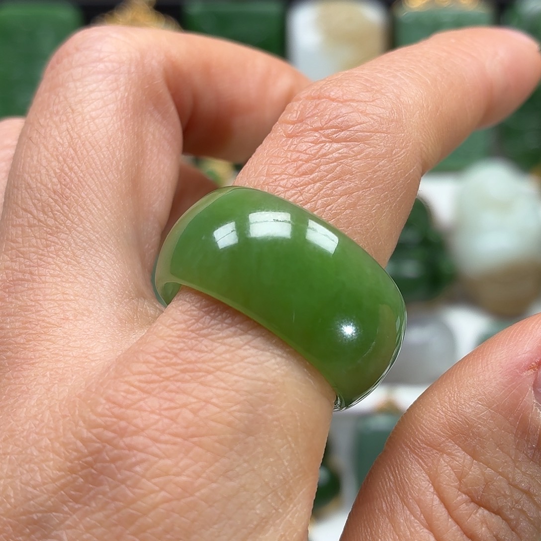 和田玉未镶嵌颈饰21.7