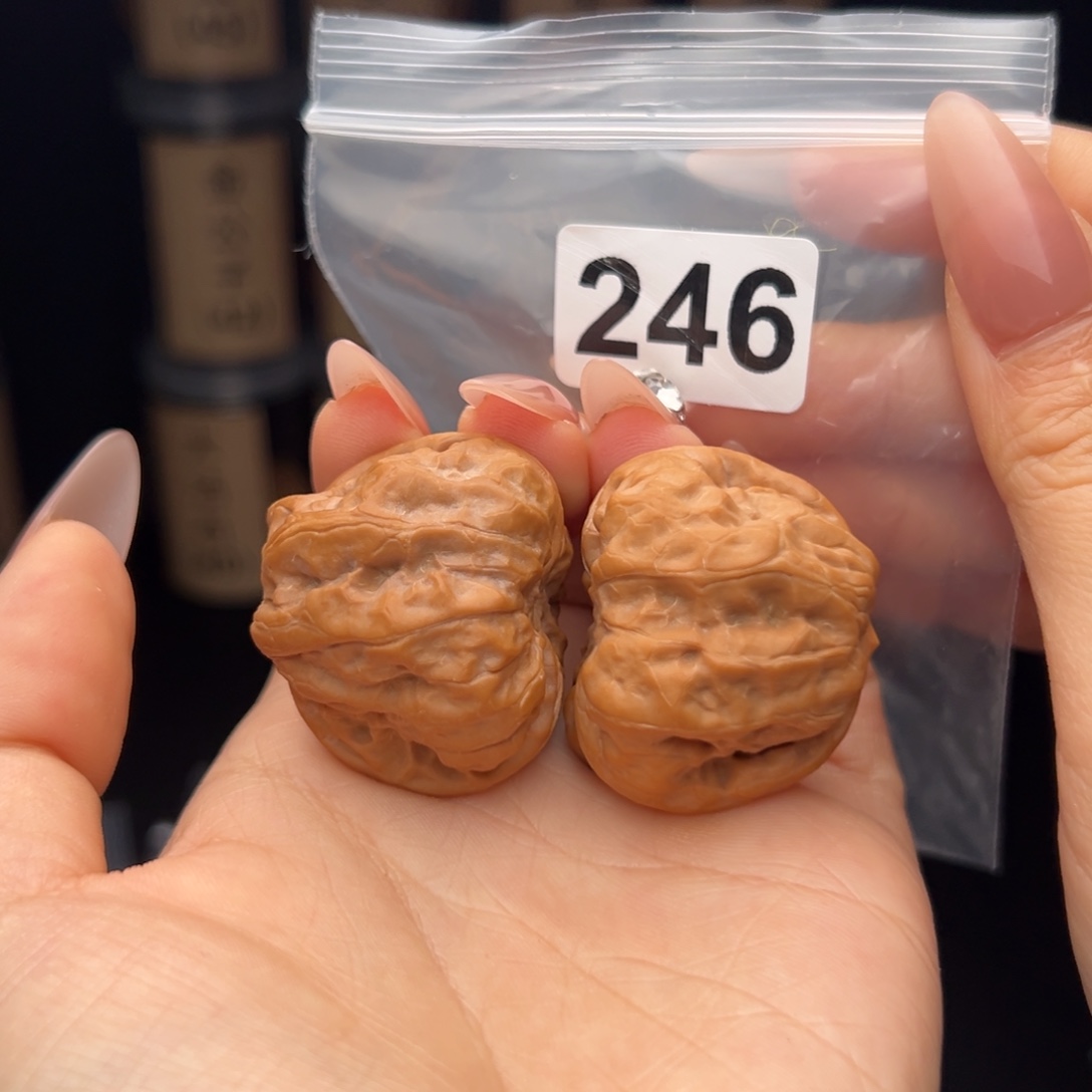 文玩核桃吊坠蛤蟆头39