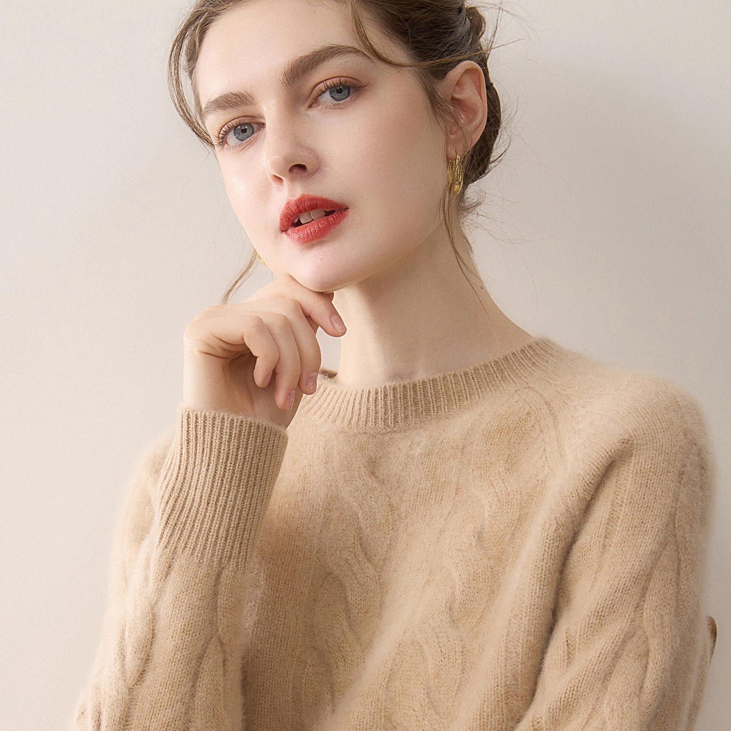 9120秋冬新款纯山羊绒衫女三股圆领加厚麻花百搭针织毛衣