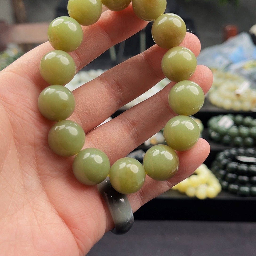 和田玉手串未镶嵌