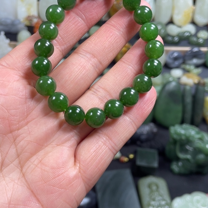 和田玉（碧玉）未镶嵌手链