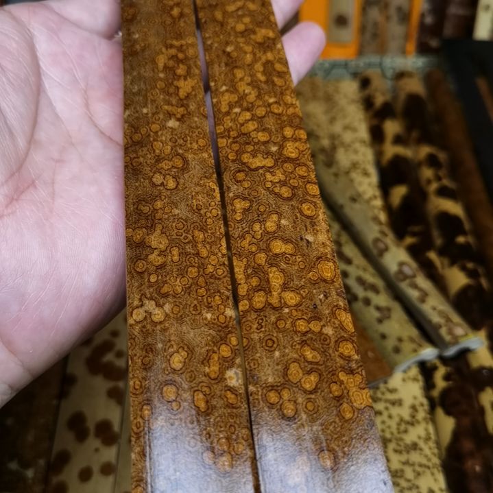 扇子༺**༻铁包金绿春扇料