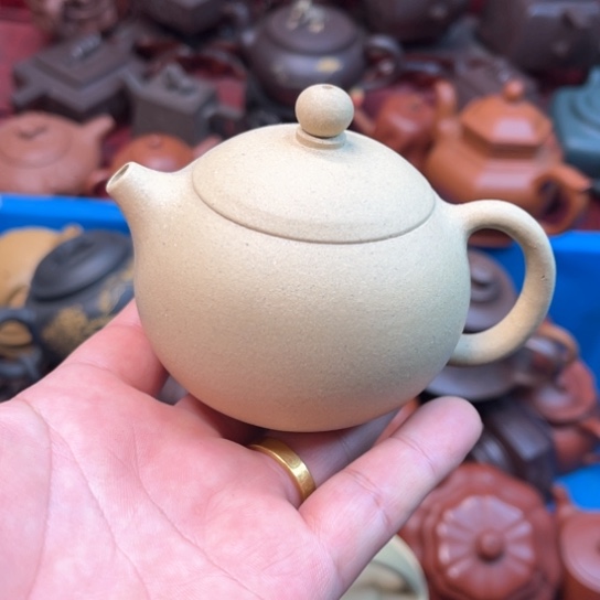 紫砂茶壶瑕疵……………………