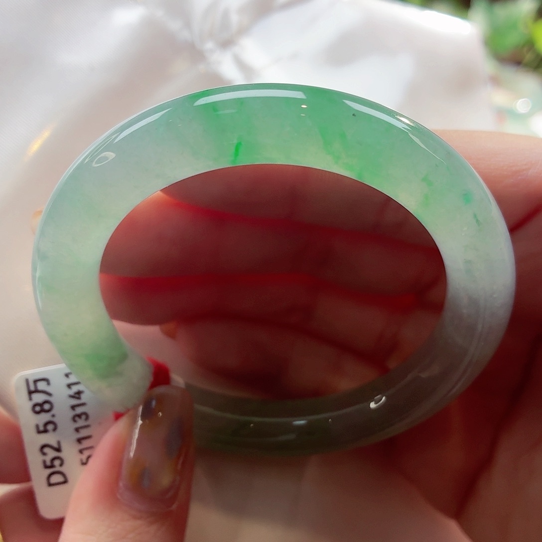 翡翠未镶嵌手镯（圆镯）22（24号）