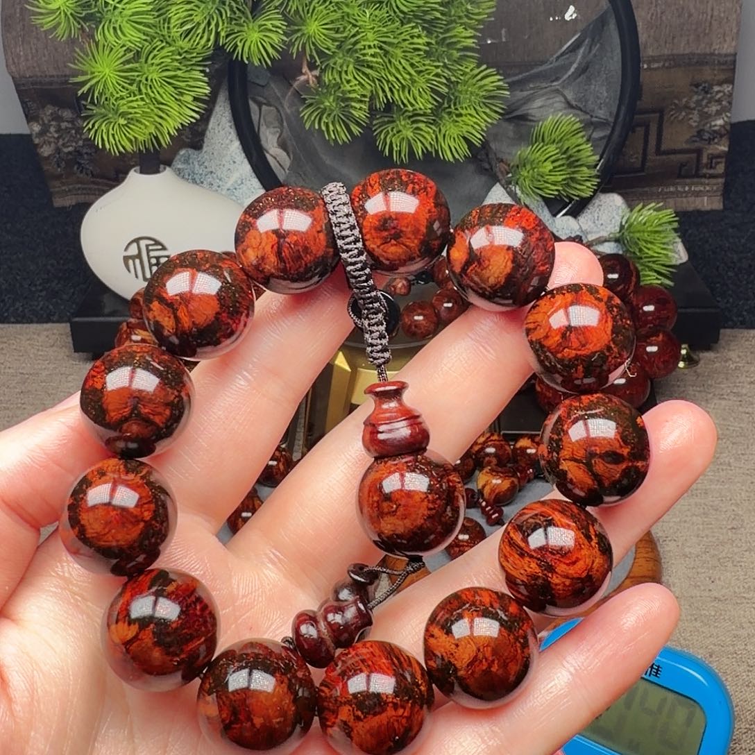 朝***拾黄花梨/降香黄檀SS