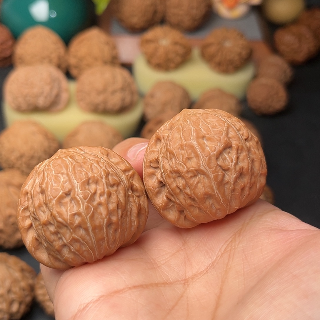 E****把件文玩核桃铁锤全品37