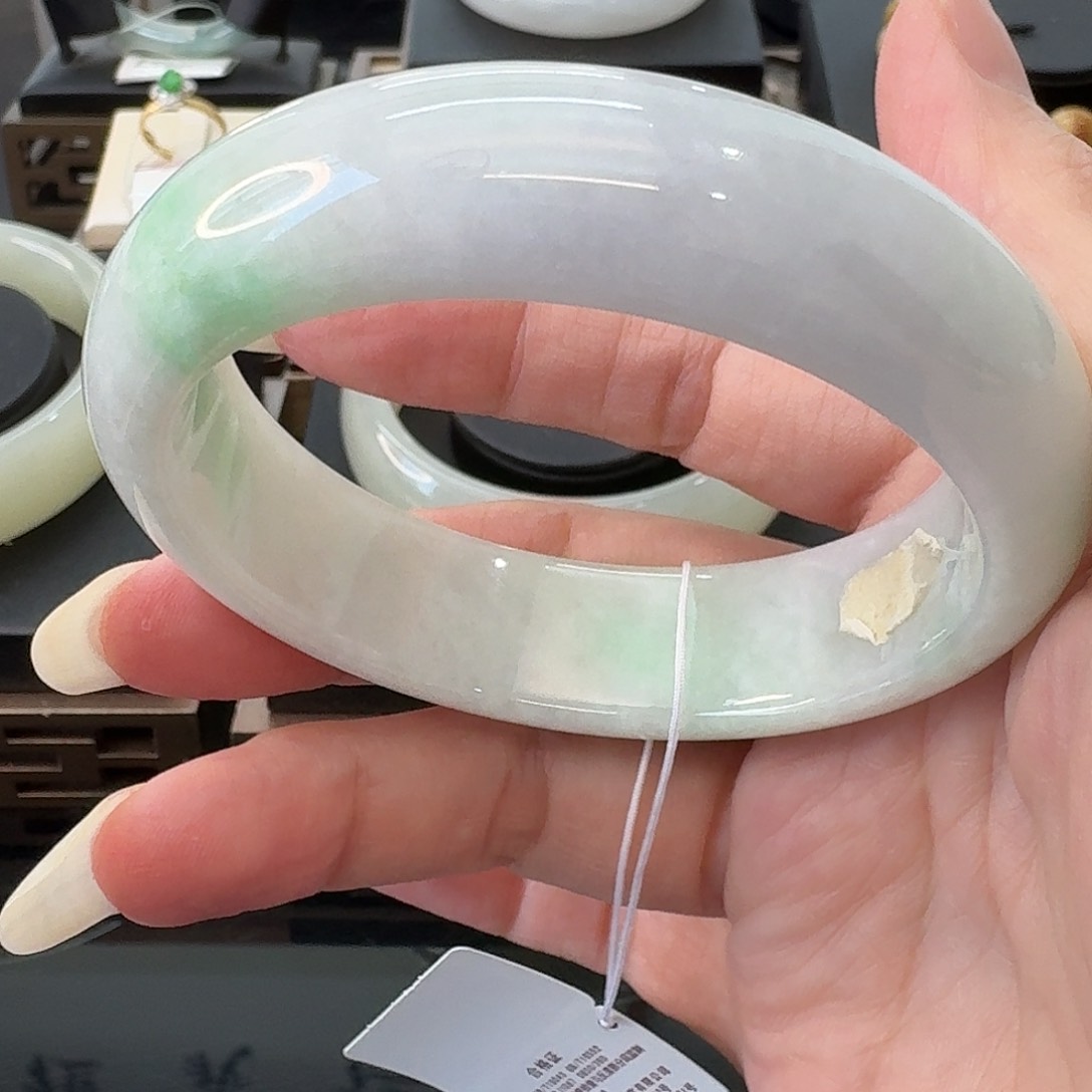 翡翠手镯未镶嵌天然翡翠饰品带证书