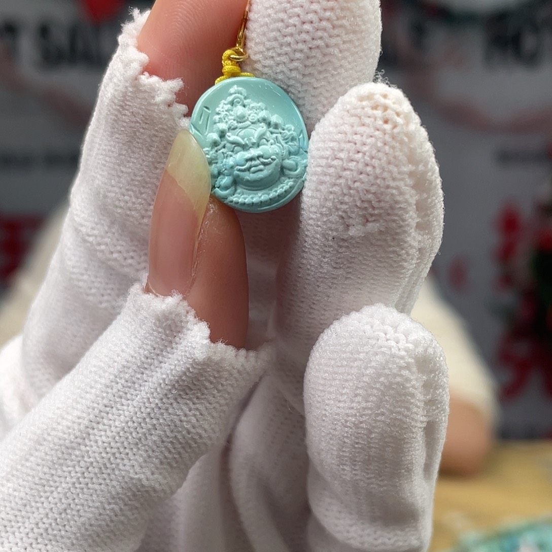 绿松石未镶嵌挂件