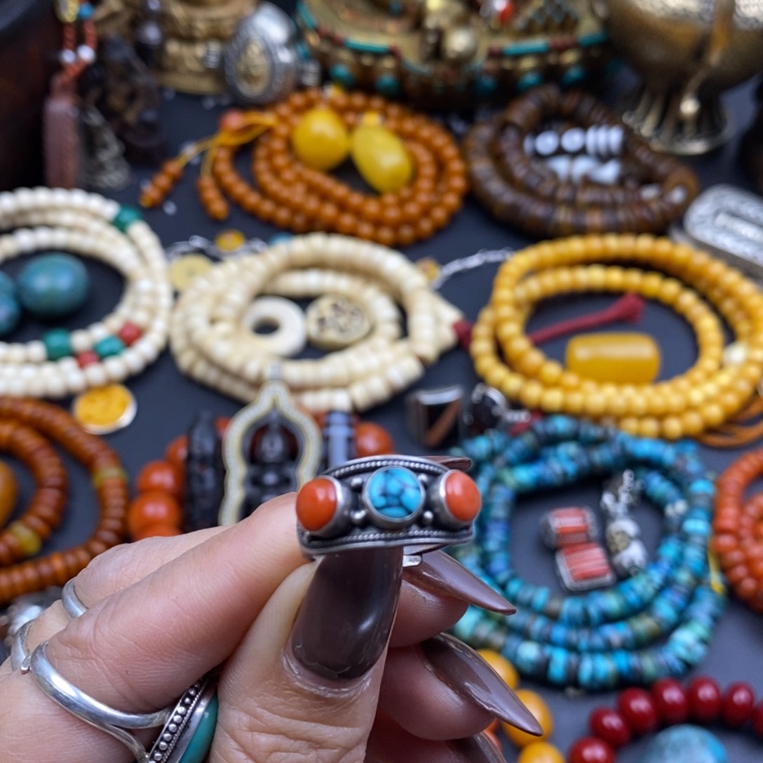 余***宝泥塑擦擦的吊坠和