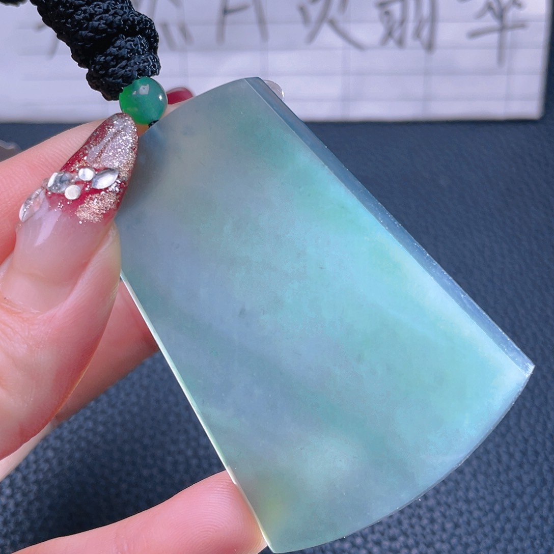 翡翠颈饰未镶嵌8888888888888