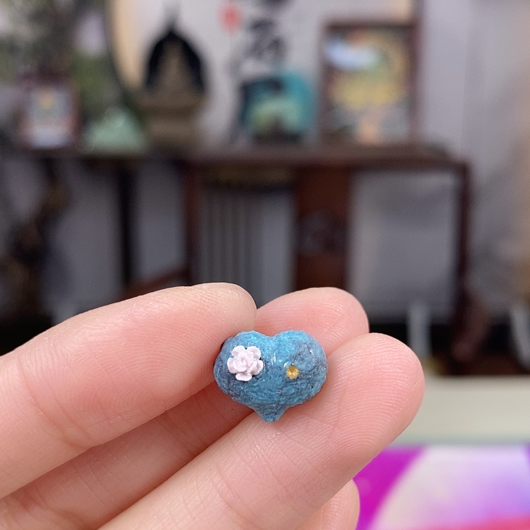 多****绿松石未镶嵌珠宝奇石