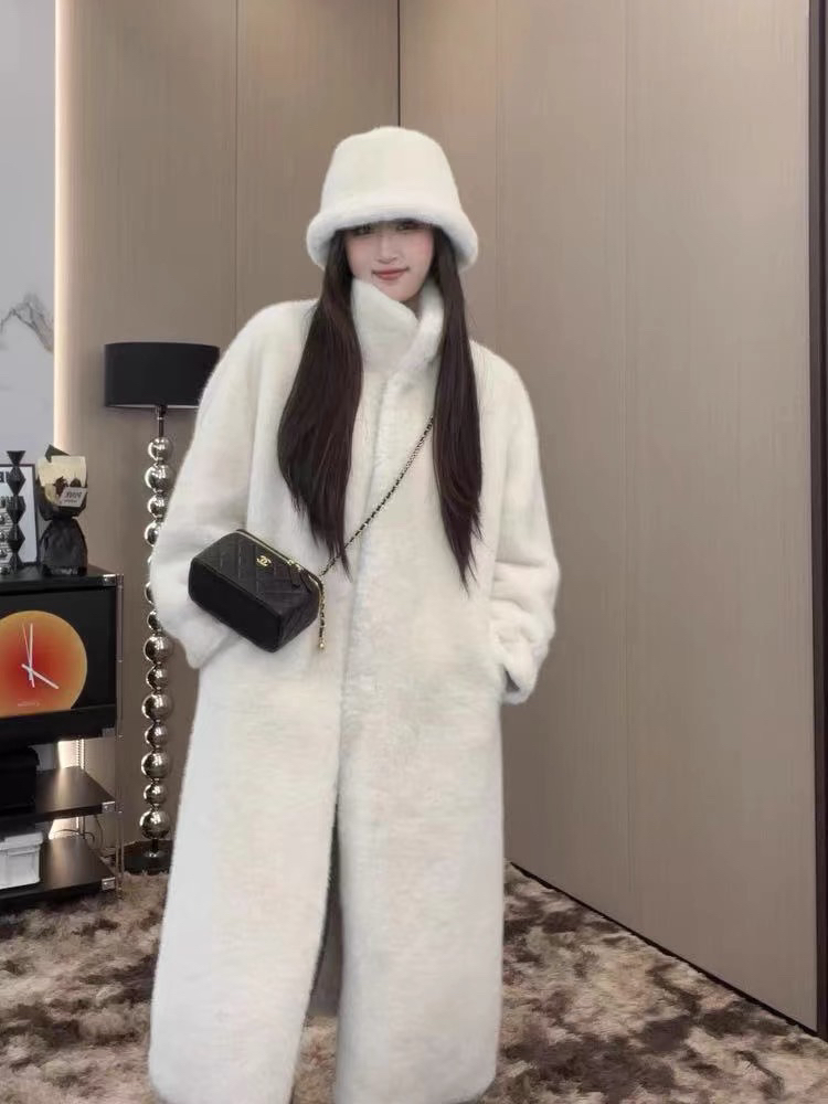 冬季新款貂绒加厚外套韩版立领女气质时尚环保韩版毛毛大衣网红