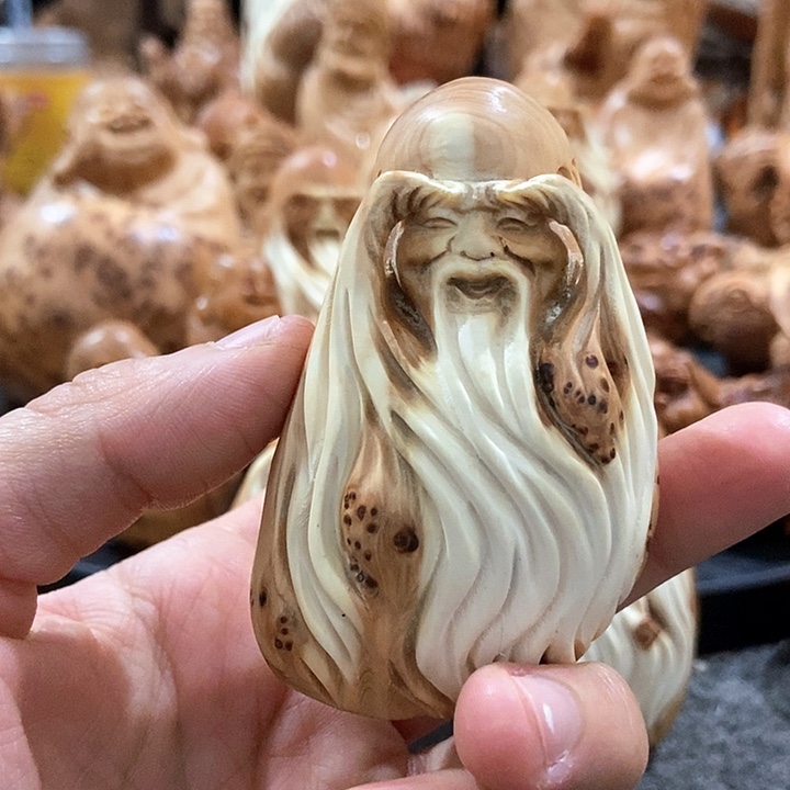 柏木（崖柏）留疤寿星