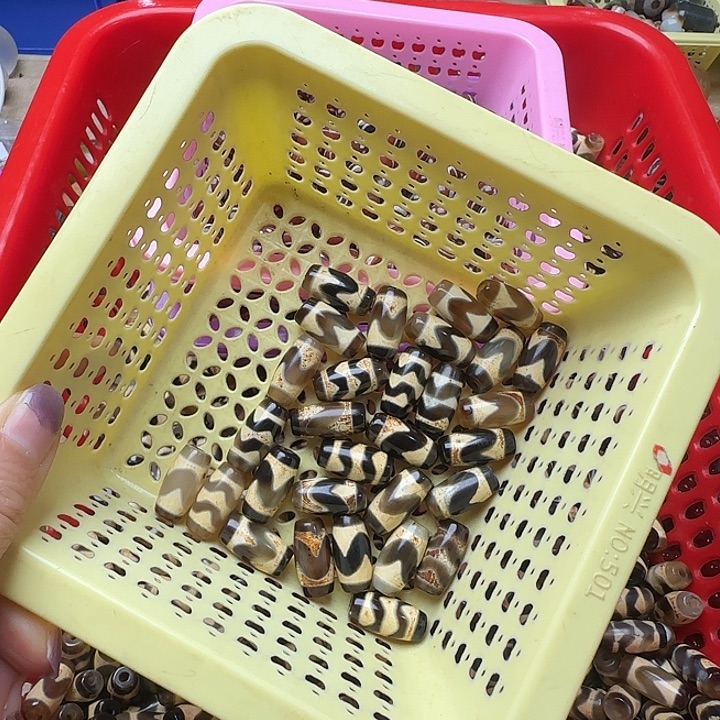 玛瑙/玉髓未镶嵌珠宝半成品12