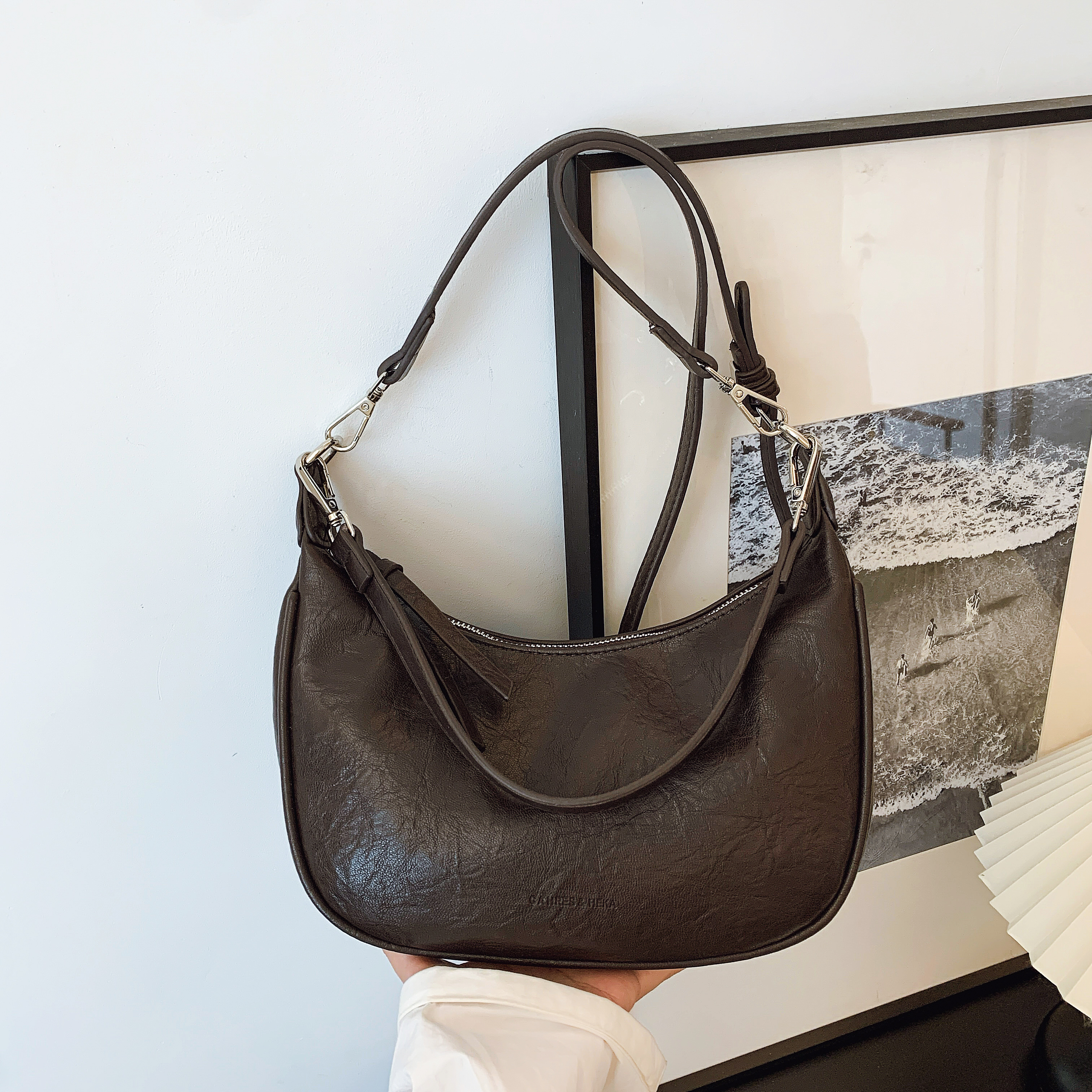 高级感小众超软包包女2025新款百搭简约腋下包时尚高级质感月牙包