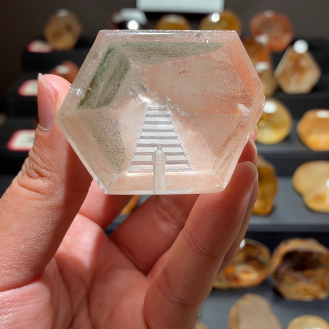 布***家珠宝半成品水晶未镶嵌