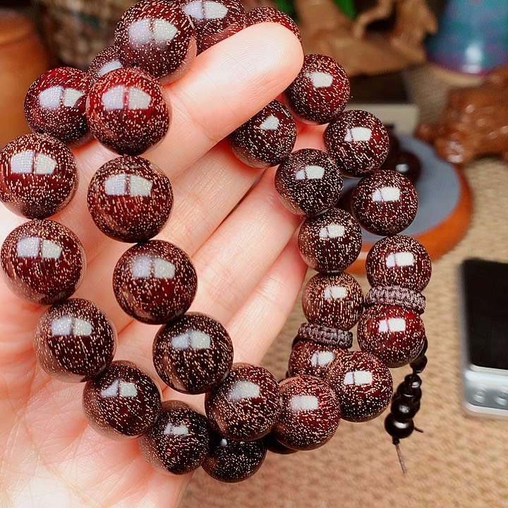 彭***哥檀香紫檀（小叶紫檀）1.5，2条